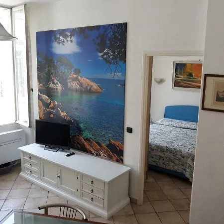 In The Heart Of Apartment *